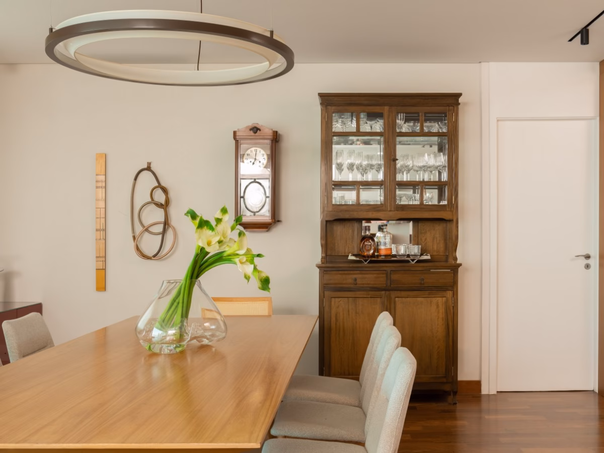 Reuso Chic: Decoração Criativa com Móveis Restaurados - ideia