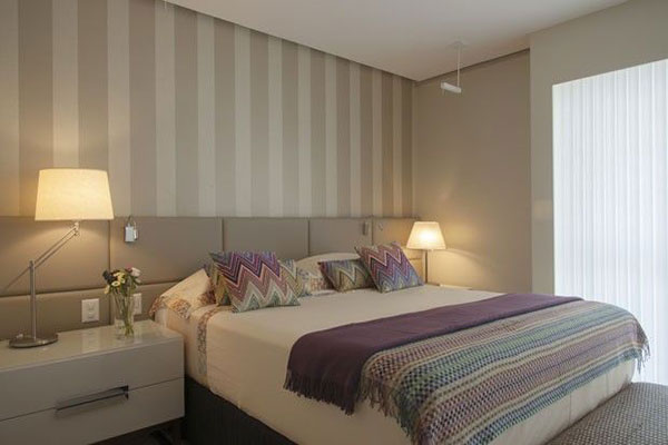 Listras Verticais: A Ilusão de um Pé Direito Mais Alto - ideia