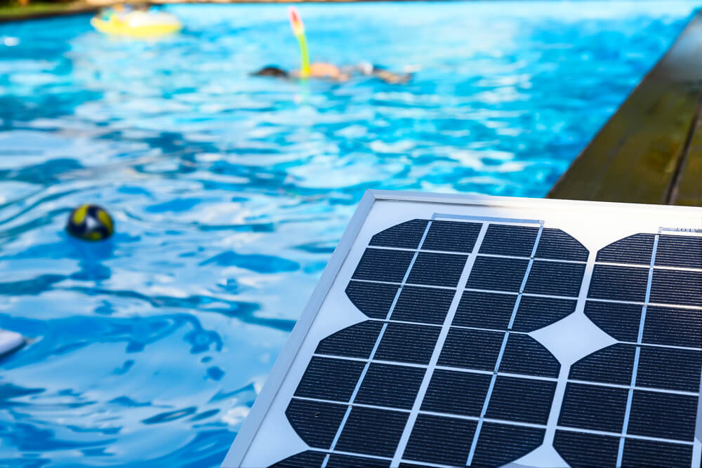 Piscina Aquecida com Energia Solar: Luxo Sustentável ao Seu Alcance - ideia