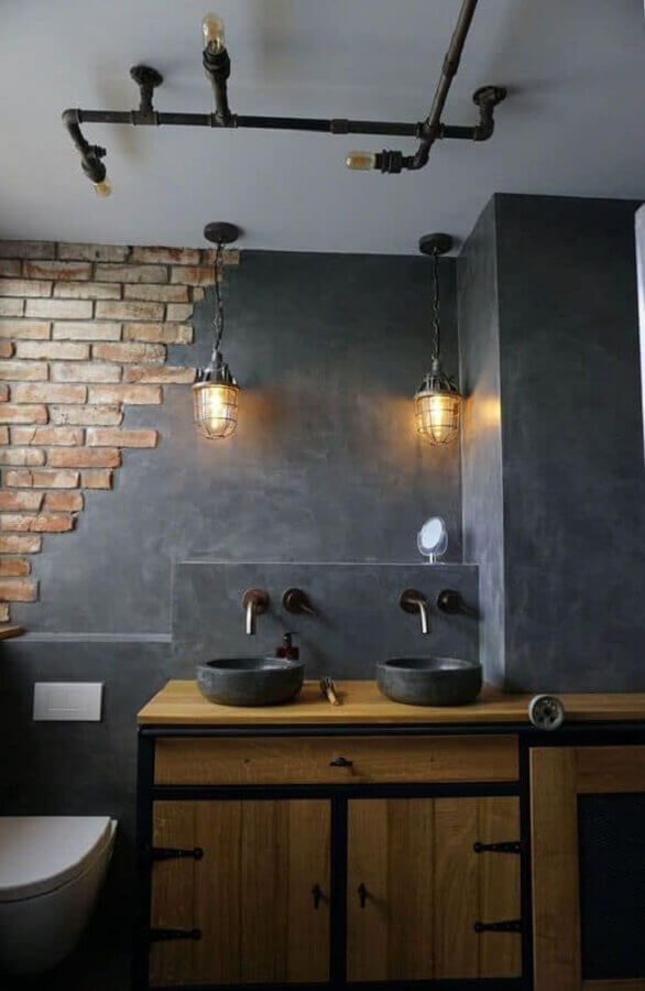 Estilo Industrial Chic: Cimento Queimado para um Banheiro Moderno - detalhe