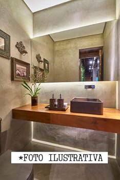 Armário com Portas de Demolição: Sustentabilidade com Estilo - inspiração