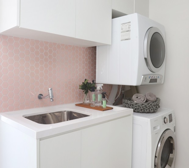 Cantinho Zen na Lavanderia: Cores Relaxantes e Iluminação Aconchegante - detalhe