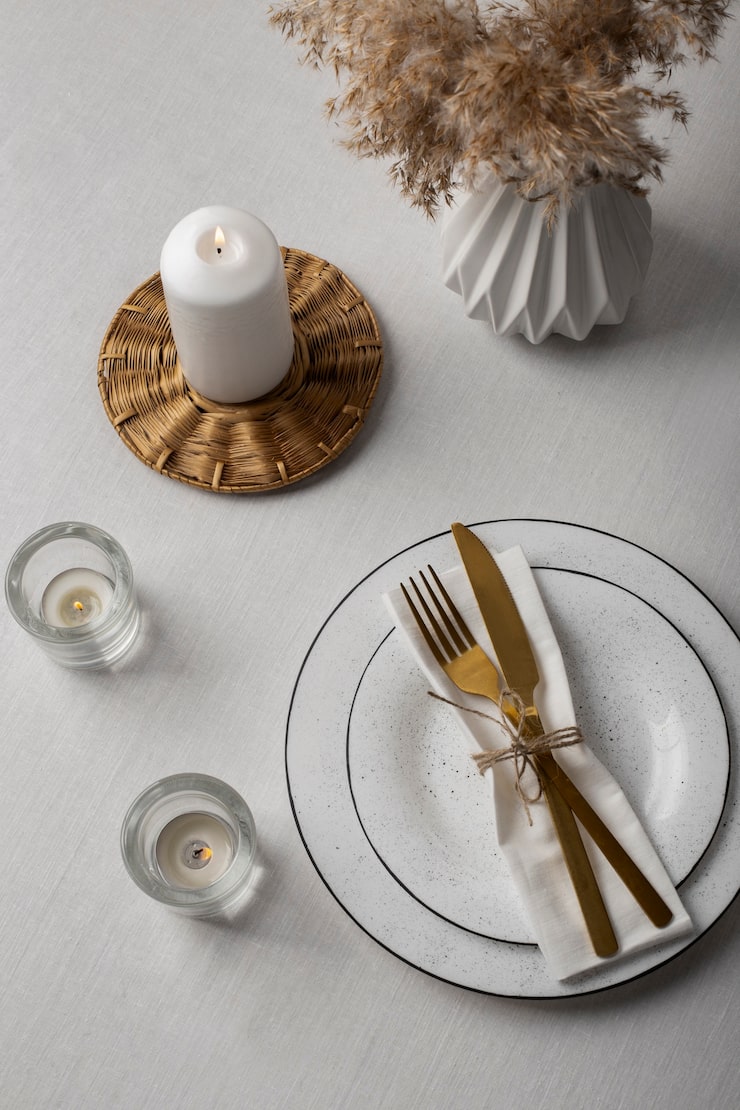 Mesa Posta Minimalista: A beleza do 'menos é mais' com elegância - detalhe