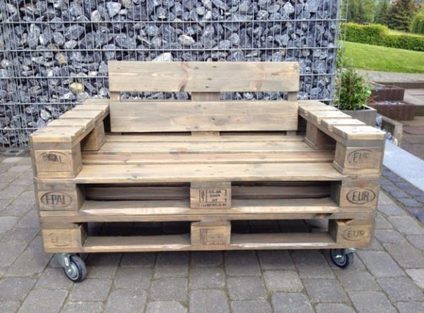 Poltrona de Pallet Customizada: Sustentabilidade e Estilo com a Sua Cara - ideia