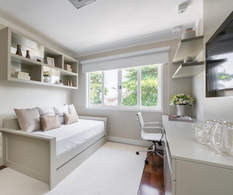 Aproveitando Cada Centímetro com Prateleiras Modulares - detalhe