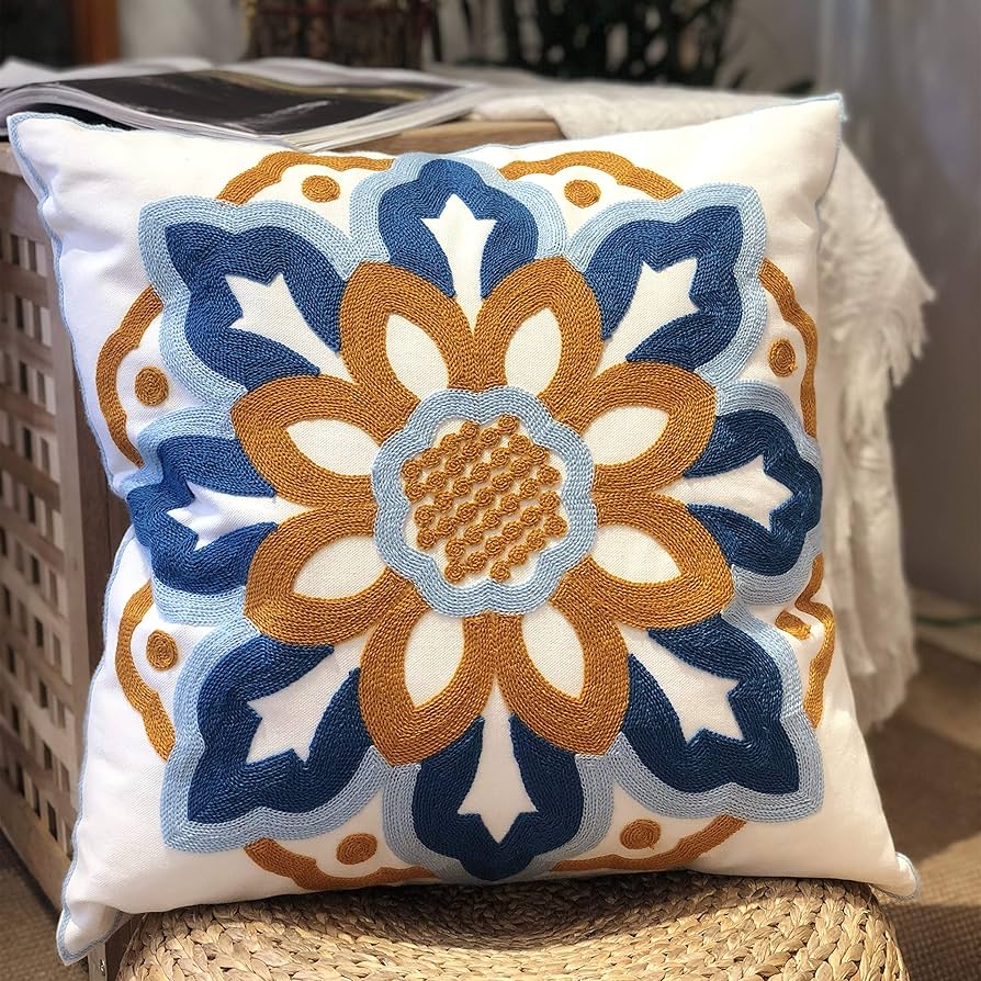 Almofadas Bordadas à Mão: Detalhes Únicos e Exclusivos - inspiração