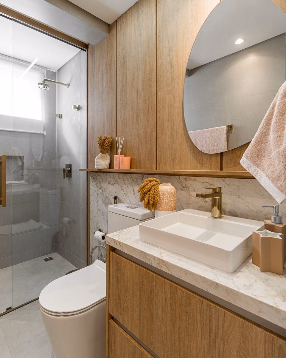 Banheiro Pequeno Decorado com Detalhes em Cobre: Elegância e Modernidade - detalhe