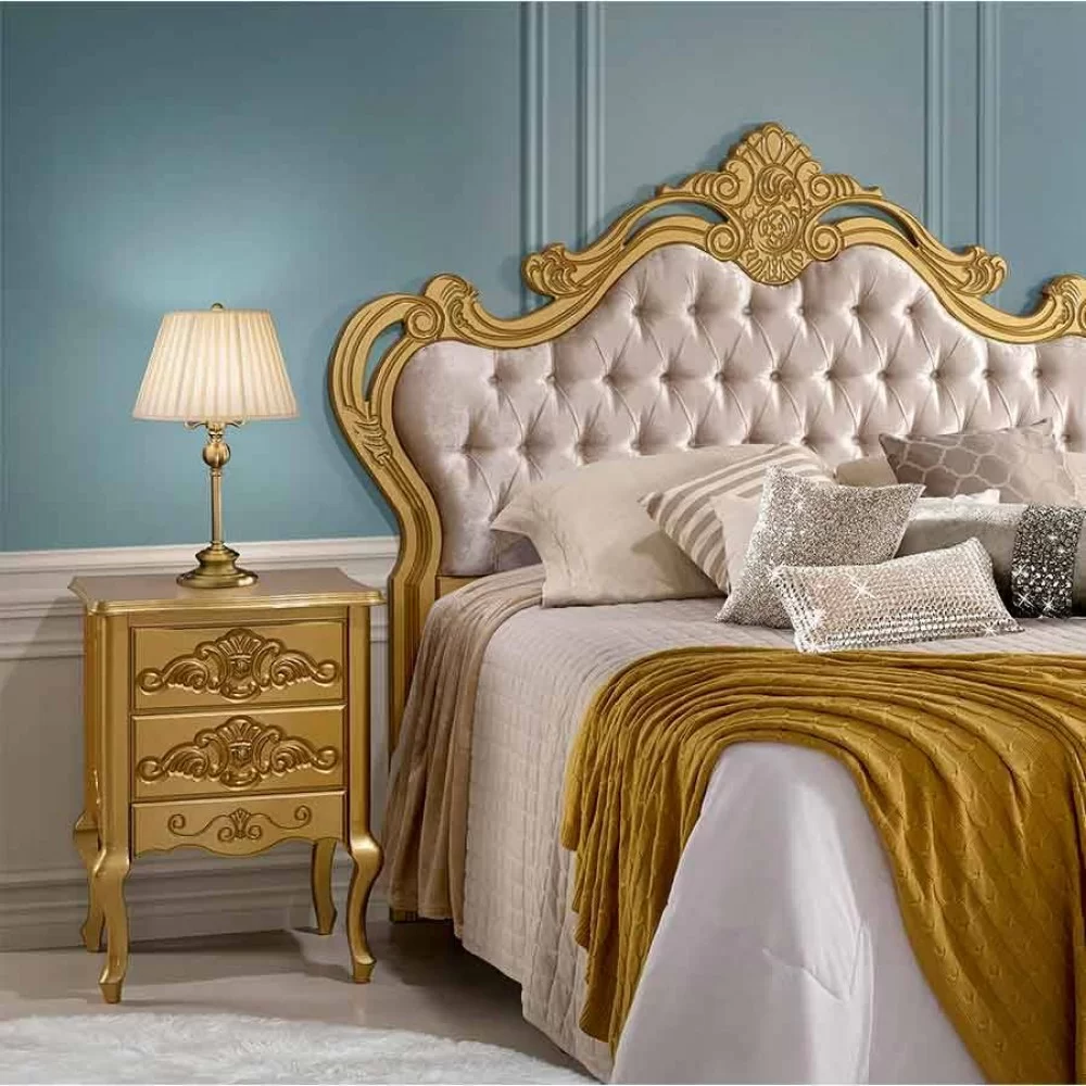 Cabeceira Estofada com Botões: Elegância Atemporal - detalhe