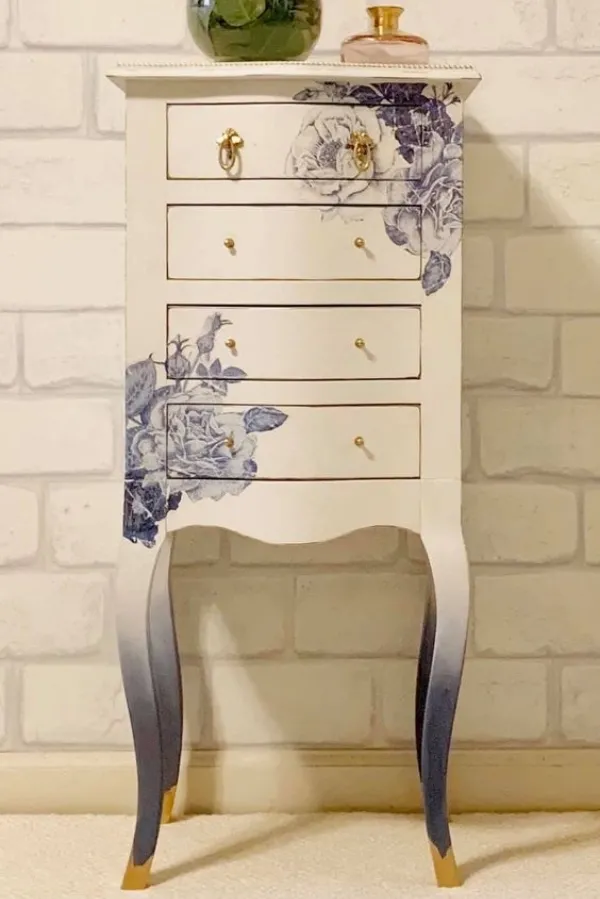 Vintage Moderno: Decoupage com Fotos e Recortes Nostálgicos - inspiração