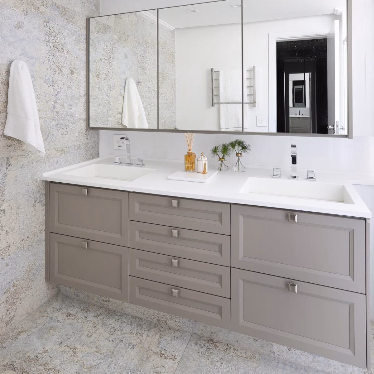 Cinza Urbano Chic: Modernidade com Toques de Branco - ideia