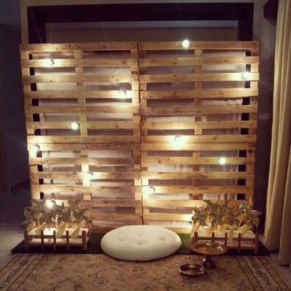 Pallets Iluminados: Ambientes Aconchegantes com Luzes - inspiração