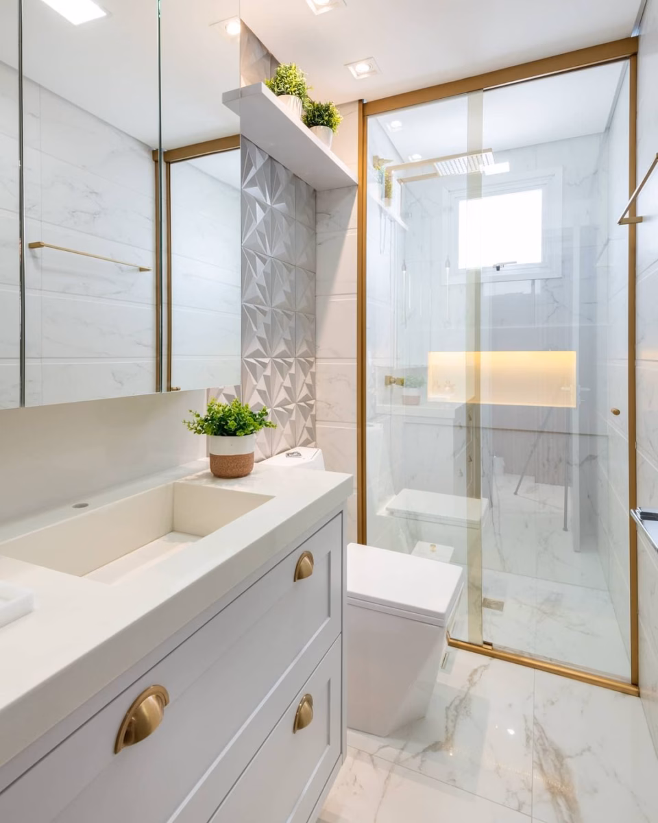Banheiro Pequeno com Revestimento 3D: Textura e Modernidade - ideia