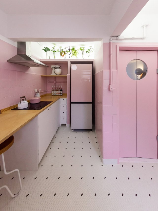 Cozinha Mini com Toque de Cor: Alegria nas Paredes! - inspiração