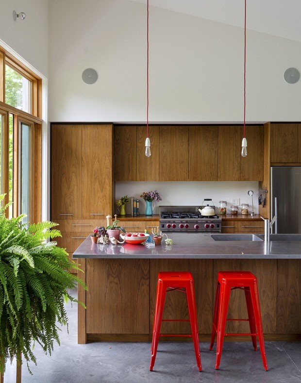 Cozinha Aconchegante com Detalhes em Madeira - inspiração