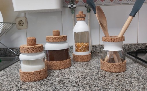 Cozinha Charmosa com Potes de Vidro Repaginados - inspiração