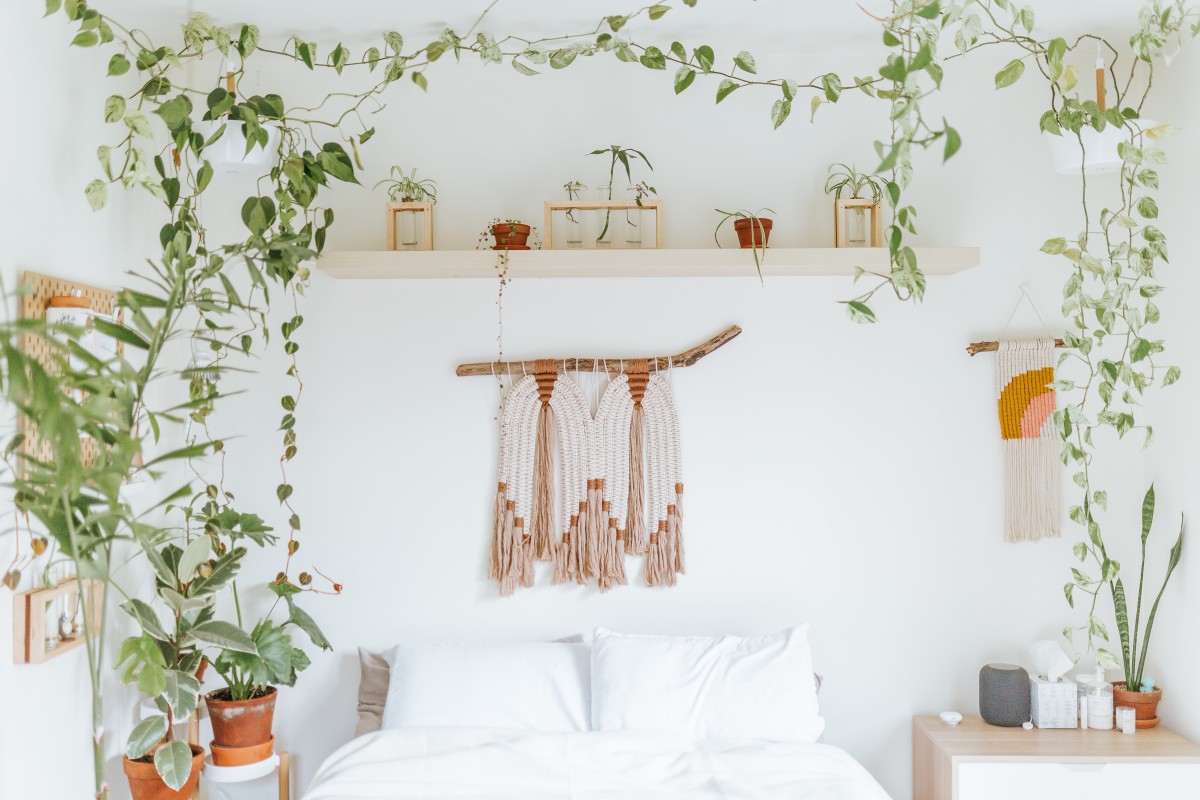 Organização Suspensa com Macramê: Charme Boho para suas Plantas e Utensílios! - inspiração