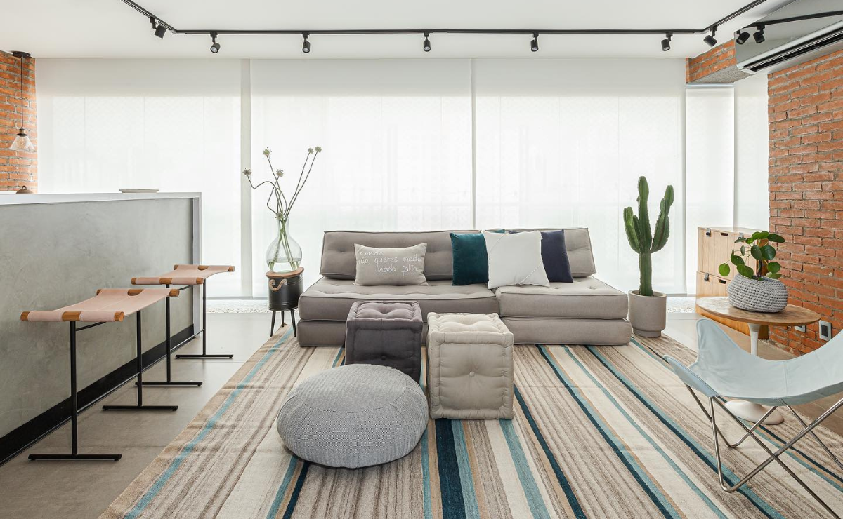 Puff Pallet Repaginado: Estilo Industrial e Sustentável - inspiração