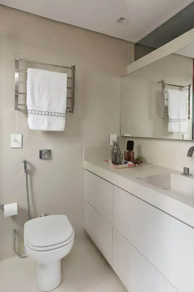 Revestimento de Parede em Silestone Branco para um Quarto Aconchegante e Luminoso - ideia