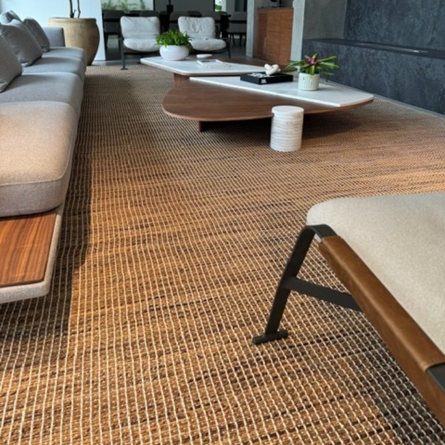 Aconchego Natural: Tapete de Juta para Sala Minimalista - inspiração