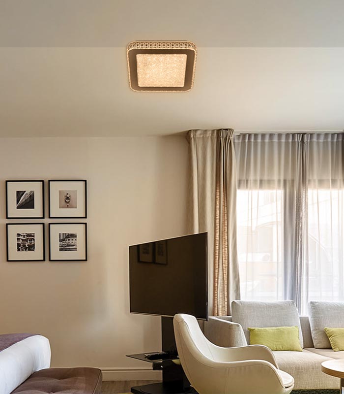 Plafon com Acrílico Prismático: Efeito de Luzes Cintilantes para um Ambiente Mágico - detalhe