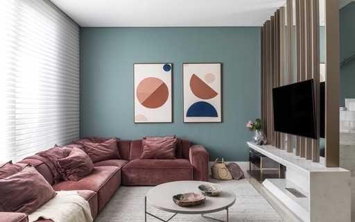 Sofá Modular em Cores Vibrantes: Destaque na Decoração - ideia