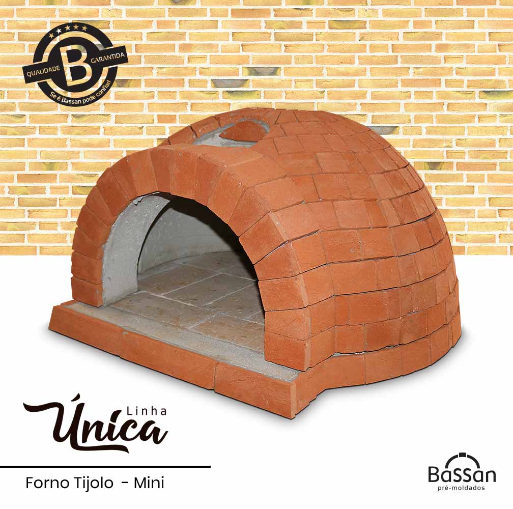 Forno de Pizza em Alvenaria com Revestimento de Tijolos à Vista - inspiração