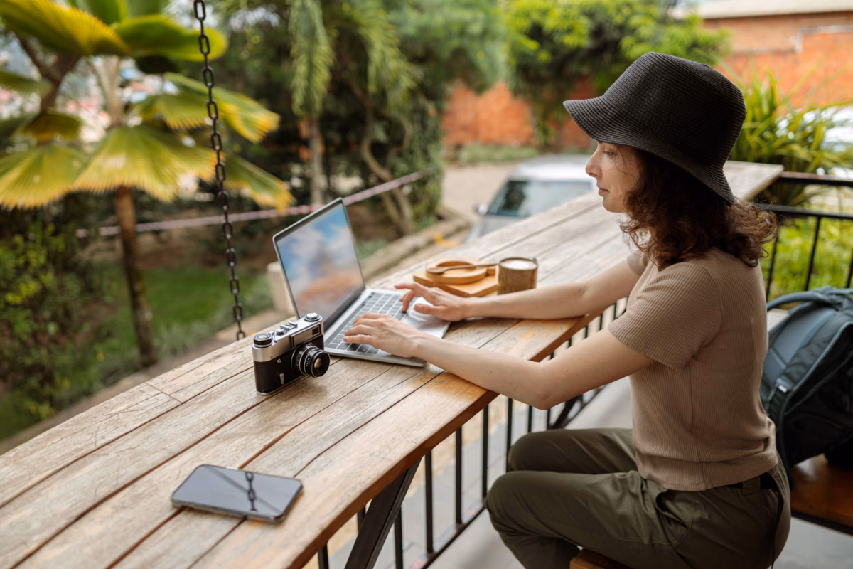 Plantinhas que viajam com você: a natureza te acompanha - ideia