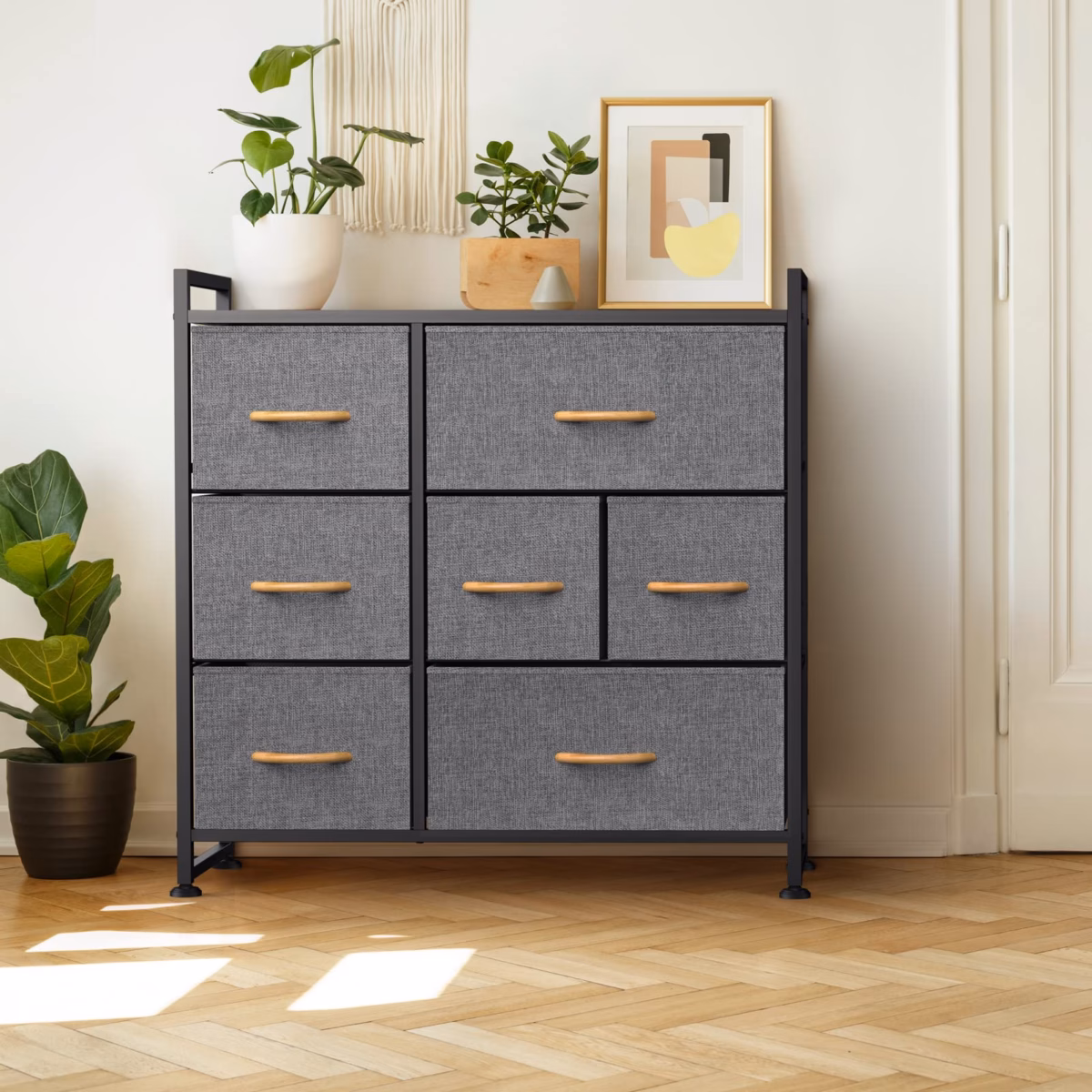 Cômoda com Revestimento em Tecido Acolchoado: Conforto e Estilo - inspiração