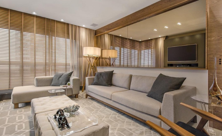 Cortineiro com Textura 3D e Pintura Metalizada: Modernidade Sofisticada - detalhe