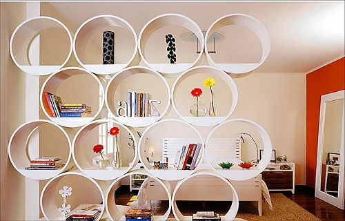 Com Objetos Decorativos Coloridos: Uma Explosão de Alegria e Criatividade - ideia