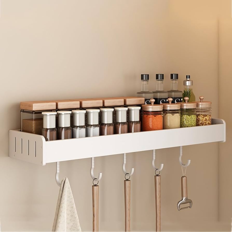 Elegância Vintage: Prateleira com Detalhes em Renda - ideia