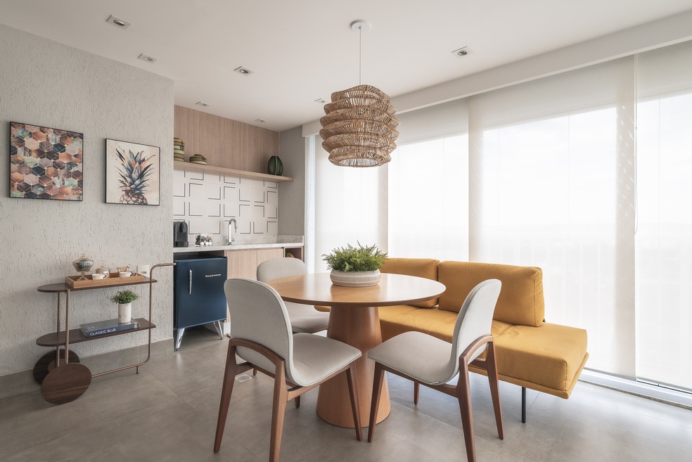 Integrada à cozinha: otimizando espaços e criando um ambiente social - ideia