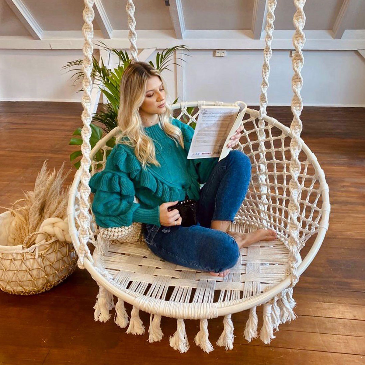 Poltrona Suspensa Macramê: Relaxamento Boho no Seu Quarto - detalhe