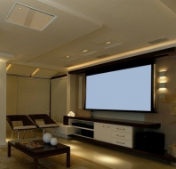 Tela Retrátil Embutida no Teto: Sofisticação e Funcionalidade em um Só Detalhe - inspiração