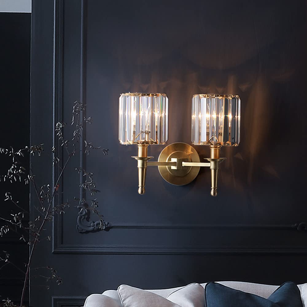 Luminosidade Dramática: Arandelas de Cristal e Cobre - inspiração