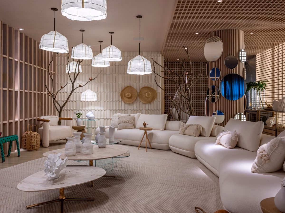 Spots e Texturas na Parede: Jogo de Luz e Sombra Sofisticado - detalhe