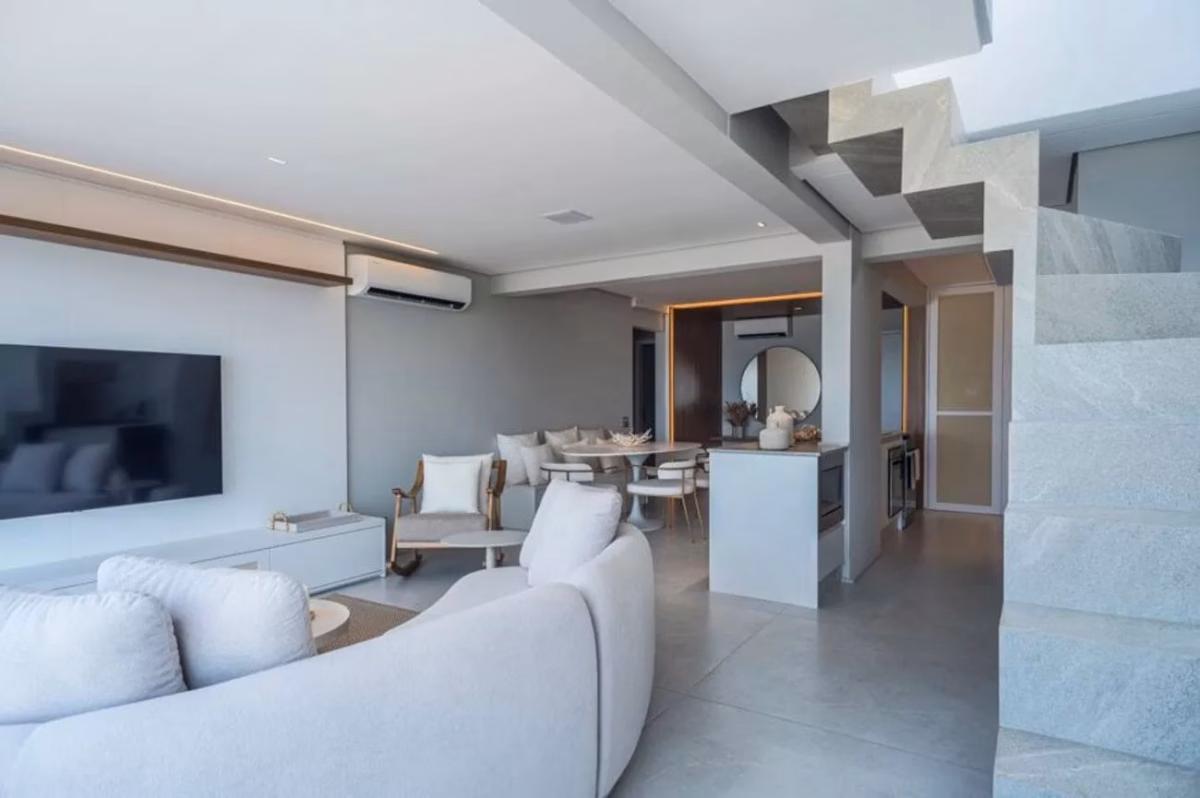 Integração com Boiseries: Elegância Clássica e Conforto Moderno - ideia