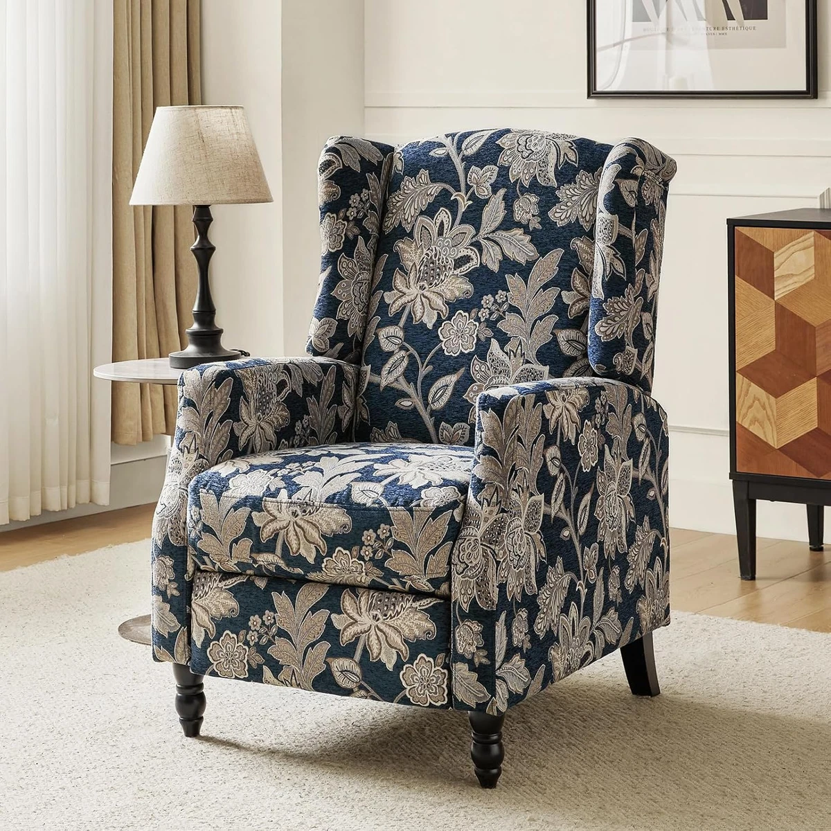 Cadeira de Jantar Estofada com Estampa Floral: Toque Romântico e Aconchegante - detalhe