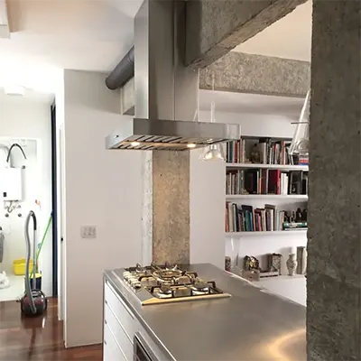 Com Coifa Suspensa de Design Moderno - detalhe