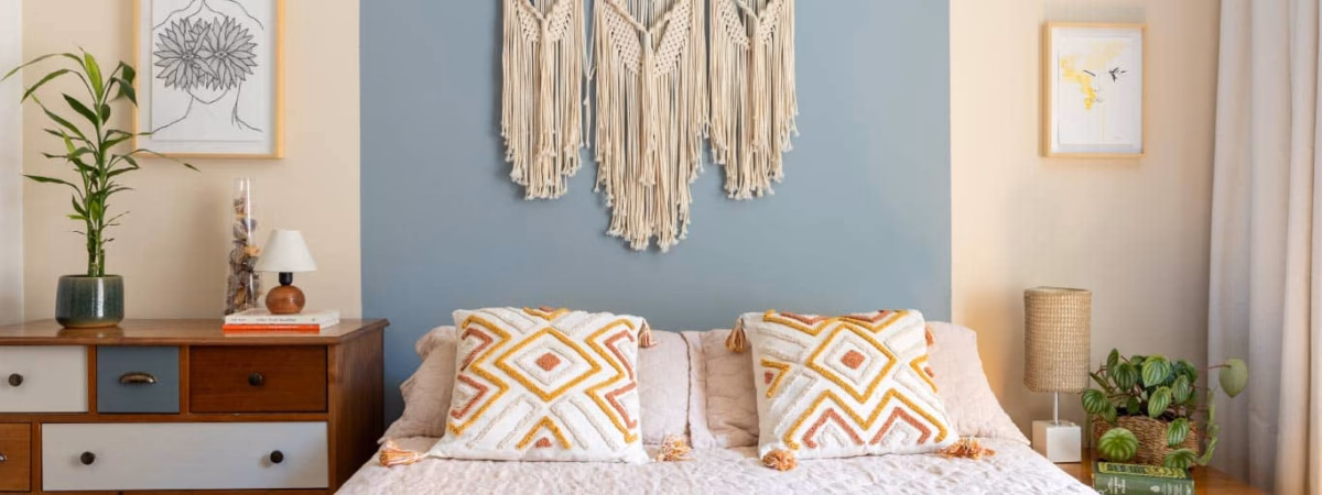 Azul Sereno e Detalhes Dourados: Um Toque de Luxo e Tranquilidade - detalhe