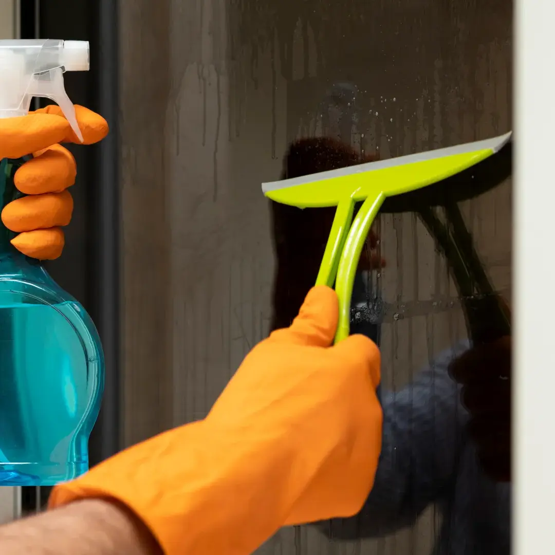 Rodo Mágico para Limpar Vidros e Espelhos: Sem Manchas, Sem Complicações! - ideia