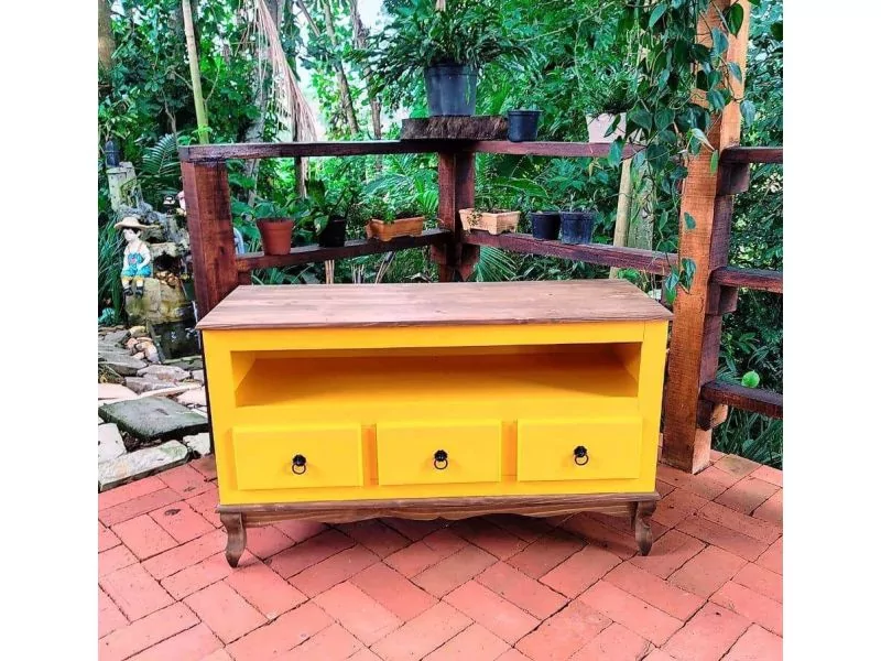 Móveis de Madeira Colorida: Alegria e Personalidade para o Seu Espaço - detalhe