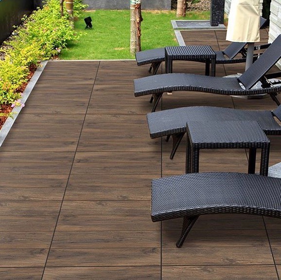 Piso Antiderrapante Amadeirado para Varandas Aconchegantes - ideia