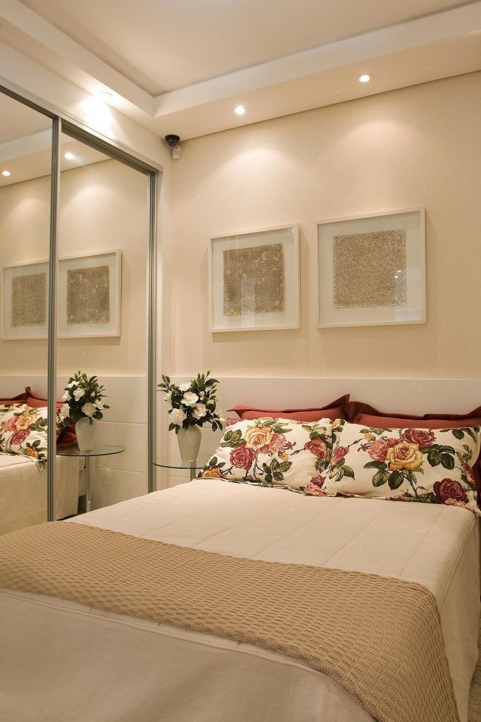 Quarto de Casal Decorado com Cama Suspensa e Cordão de Luz: Leveza e Romance - inspiração