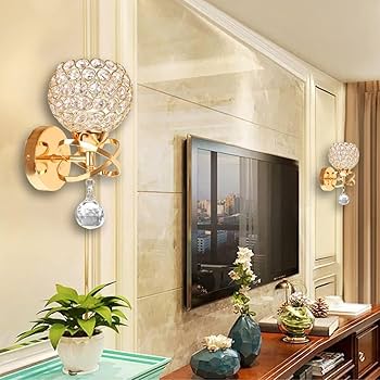 Arandela Dourada com Cristais: Glamour e Sofisticação Luminosa - inspiração