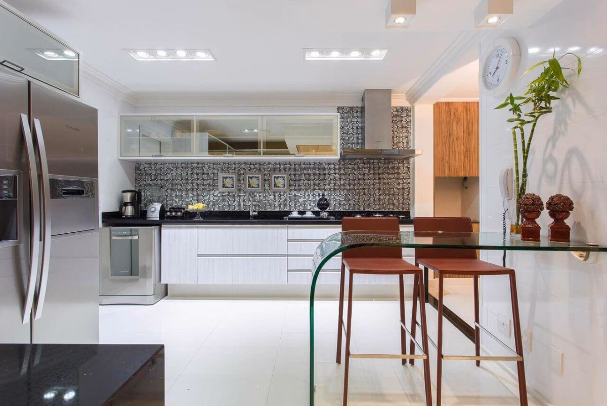 Com Armários Aéreos Espelhados - detalhe