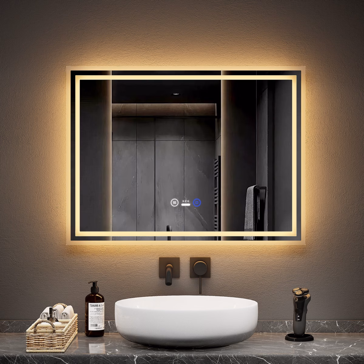 Espelho com LED e Sensor de Movimento: Tecnologia e Economia no Seu Dia a Dia - detalhe