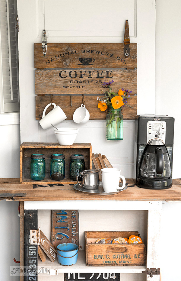 Cantinho do Café com Pallet Reciclado: Estilo Rústico e Sustentável - ideia