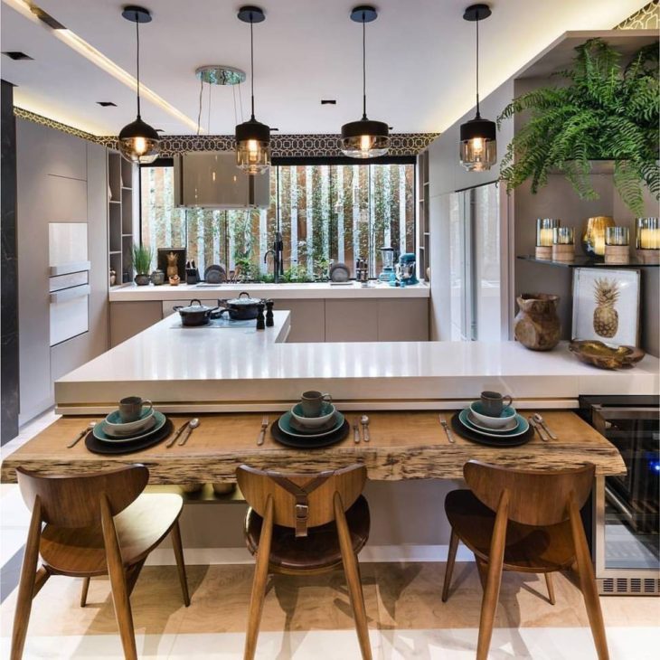 Com Bancada de Madeira Rústica: O Contraste Aconchegante que Faz a Diferença - detalhe