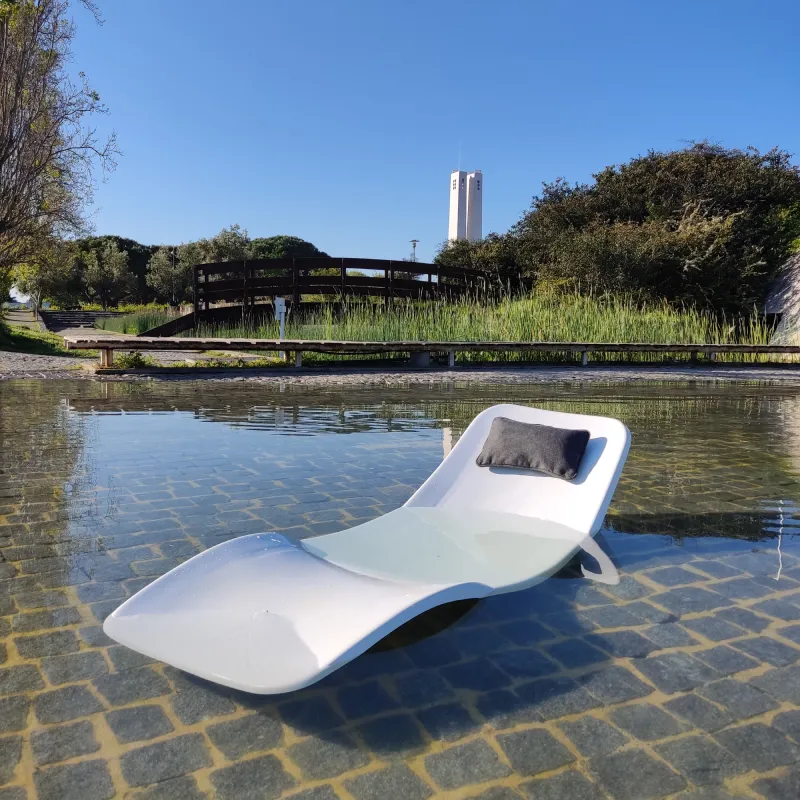 Design orgânico: curvas que abraçam o corpo e a natureza - ideia